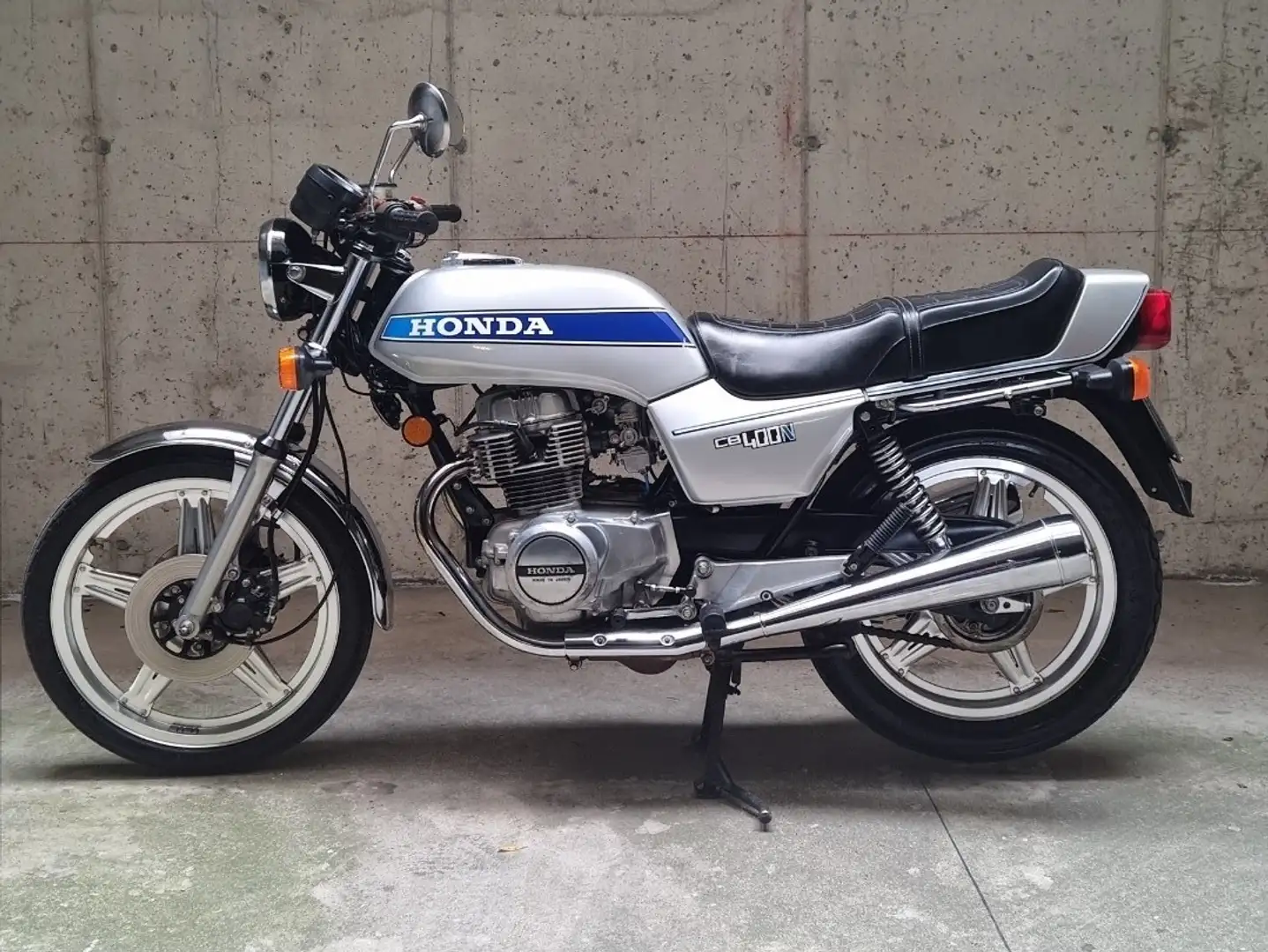 Honda CB 400 N Gri - 2