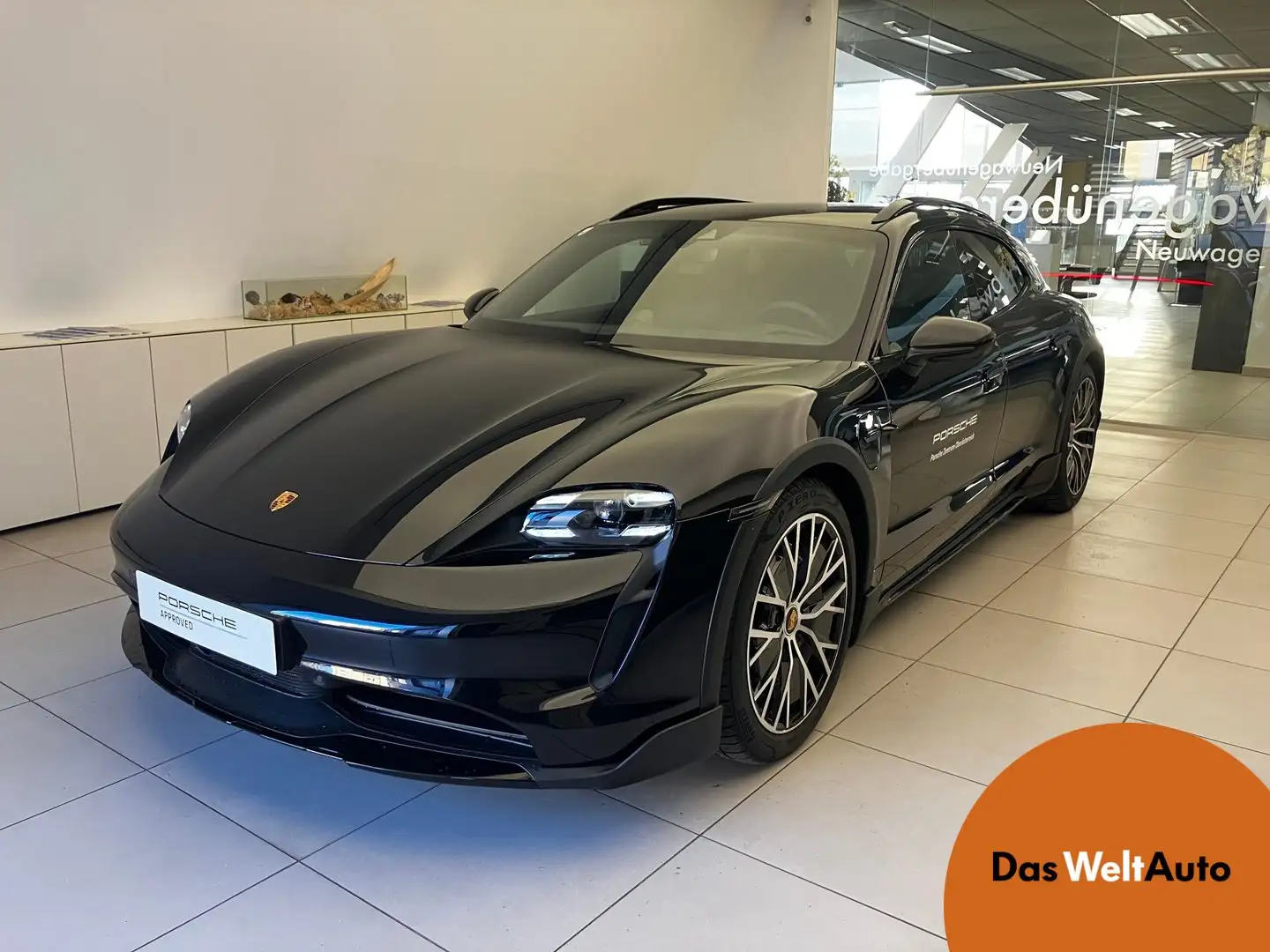Porsche Taycan 4 Cross Turismo Schwarz - 1