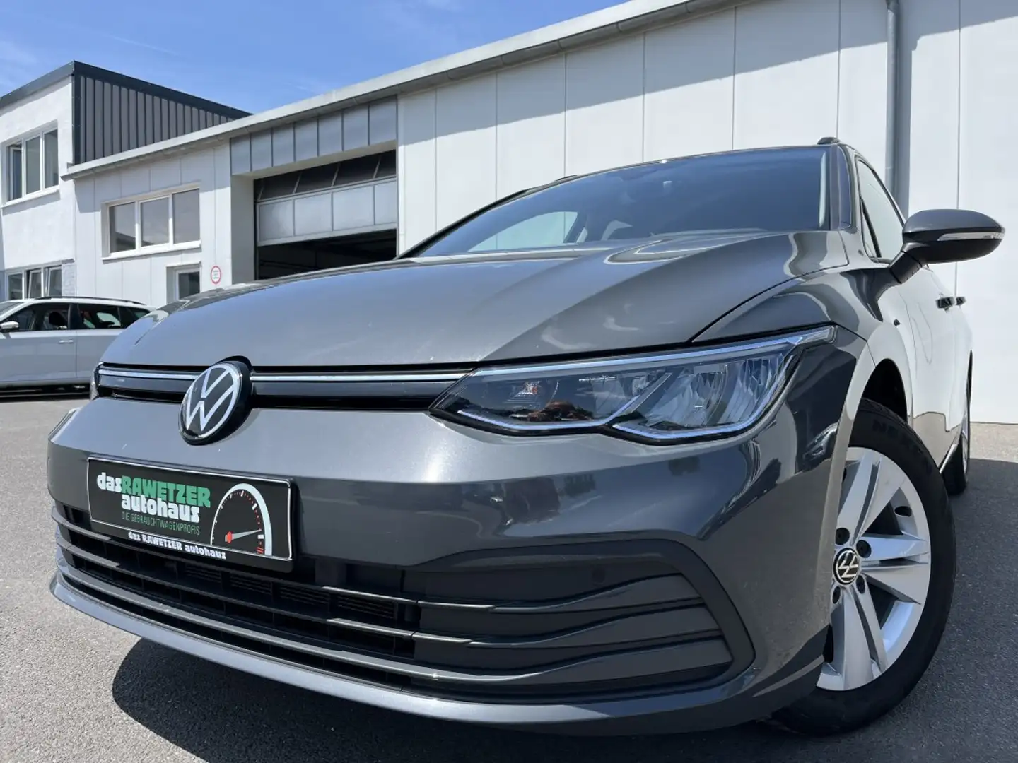 Volkswagen Golf Variant 2.0 TDI DSG Life 158€ m. 20% Anzahlung A Gris - 1