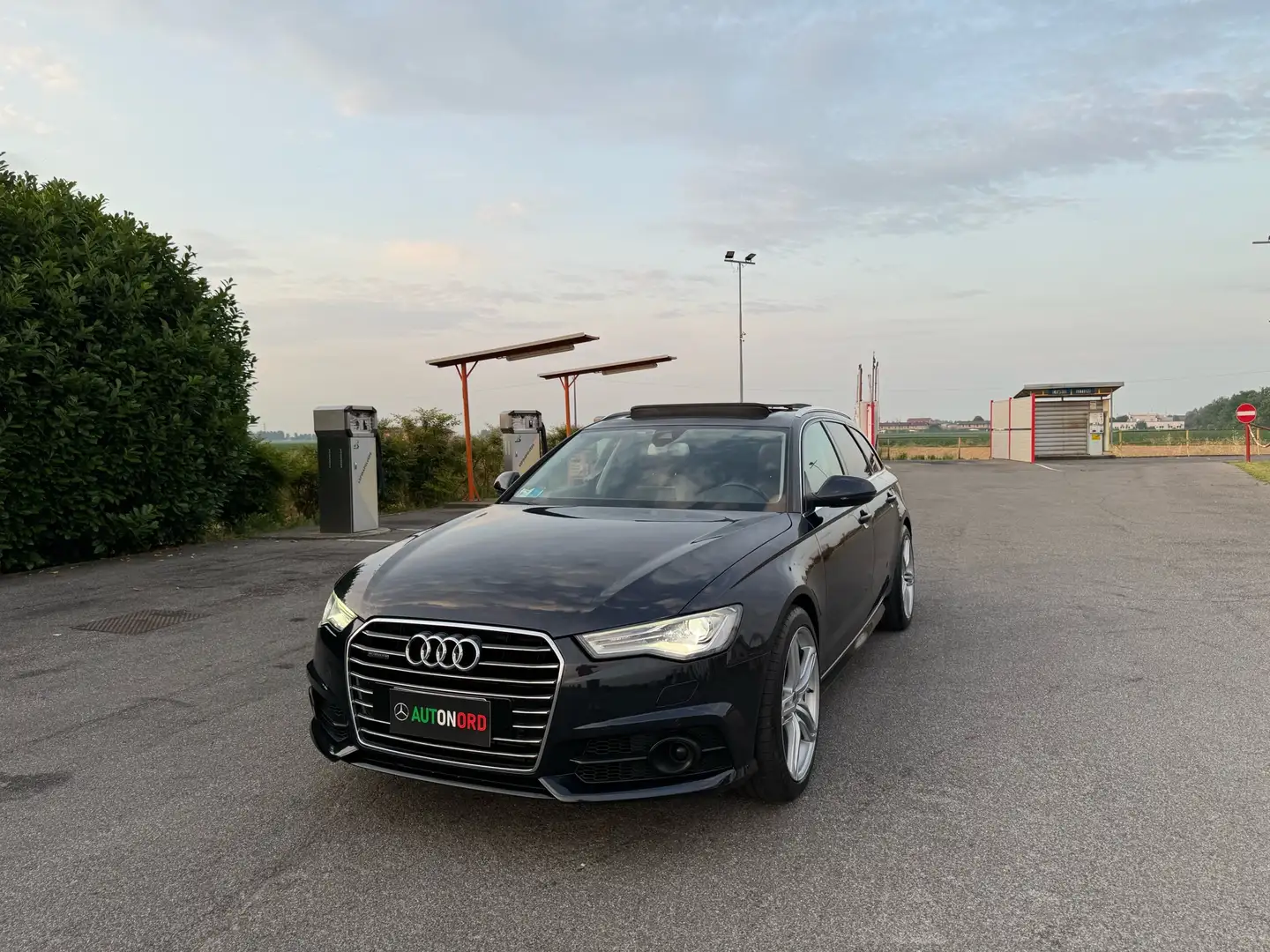 Audi A6 Avant 3.0 tdi Business quattro 272cv s-tronic Gris - 1