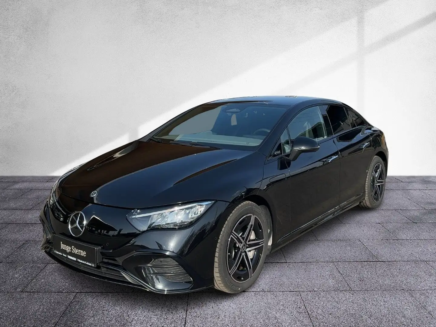 Mercedes-Benz EQE 350 4MATIC NP: 85.846 AMG Distr LRHZG AHV Schwarz - 2