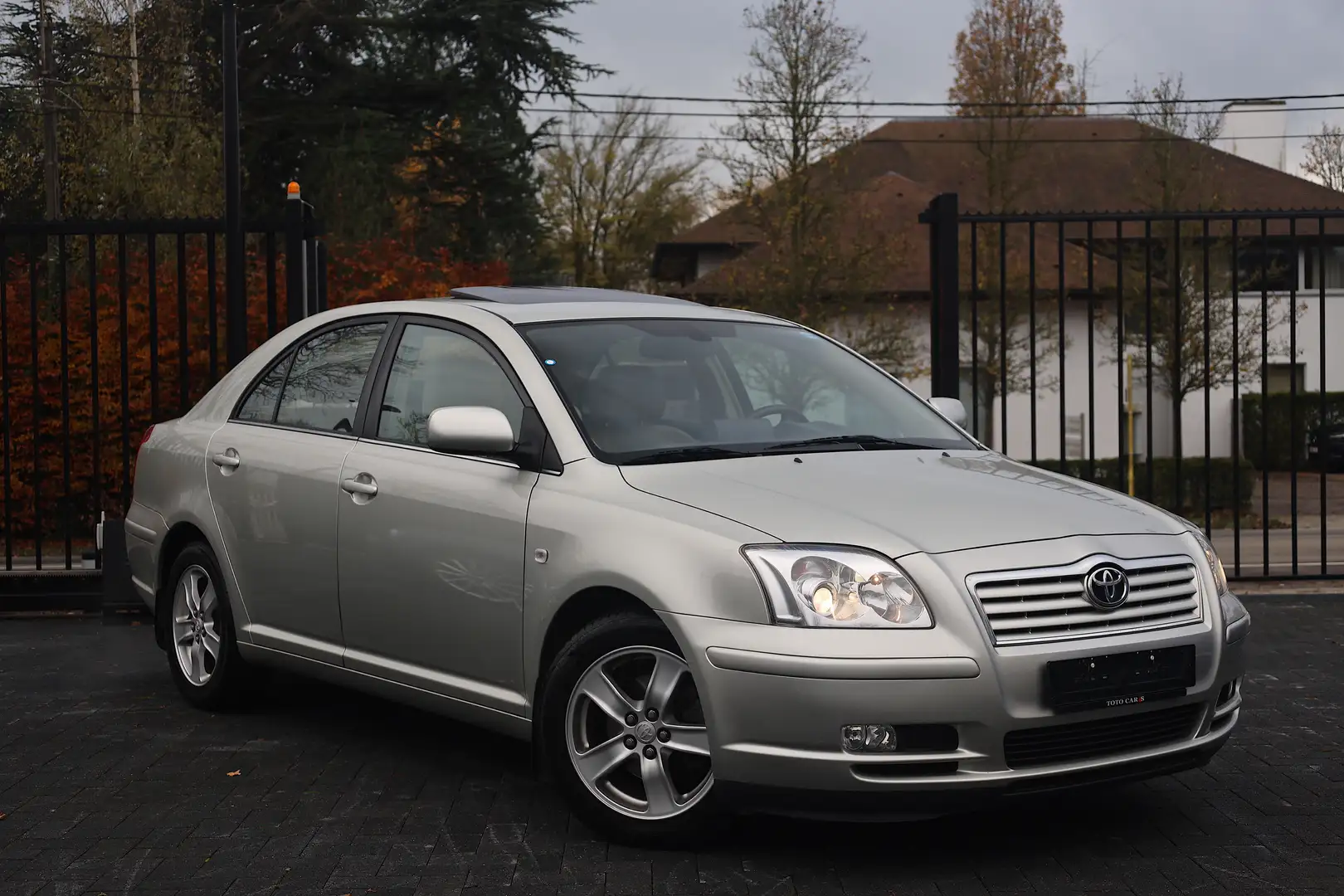 Toyota Avensis 1.8i Automatik | 1ste Eigenaar | Car-Pass | Histor - 2