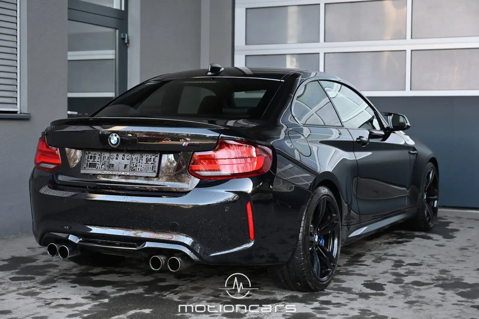 BMW M2 - M2 Schwarz - 2