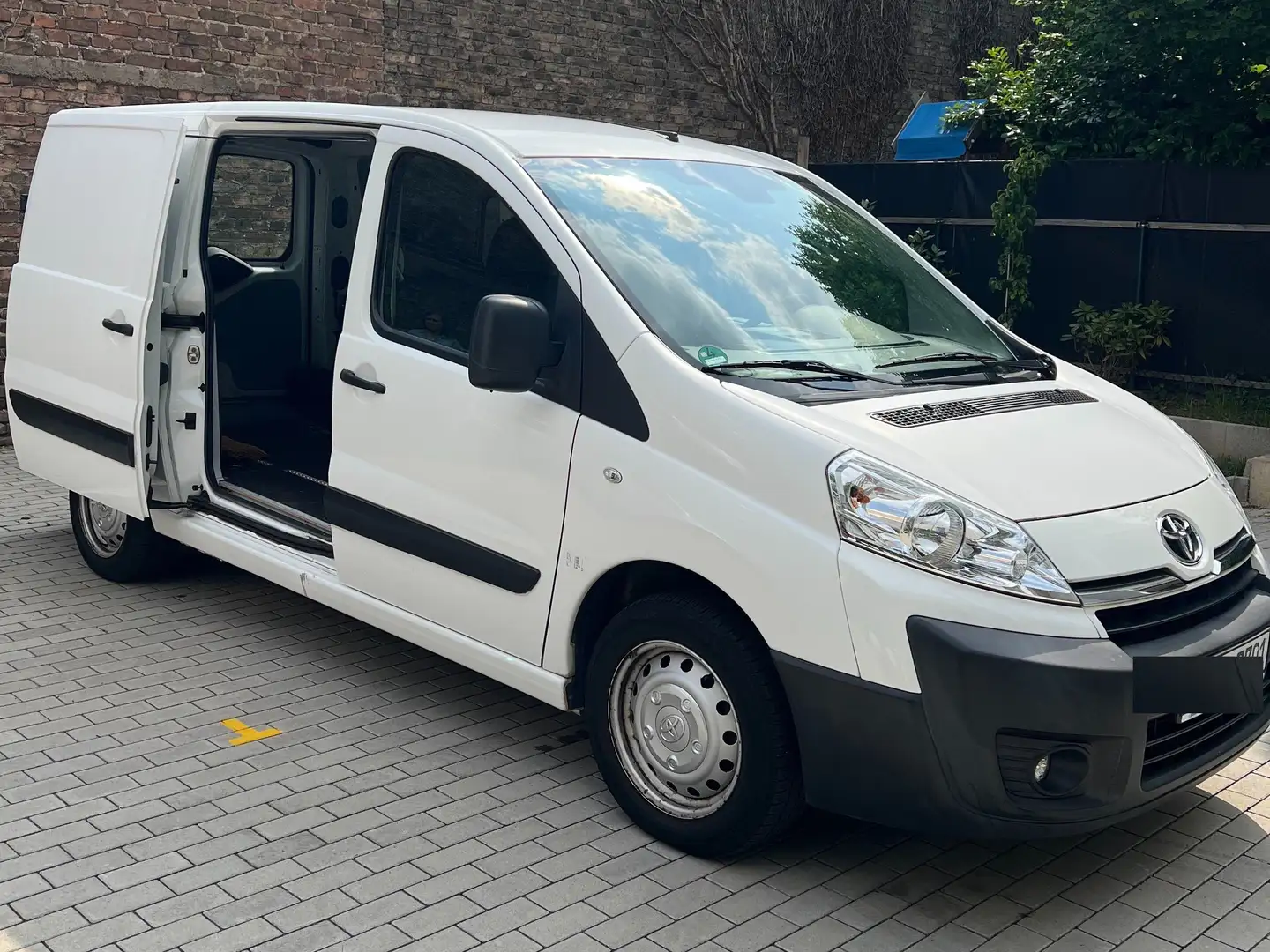 Toyota Proace Proace D-4D 1,6-l-D-4D L1H1 Blanc - 2
