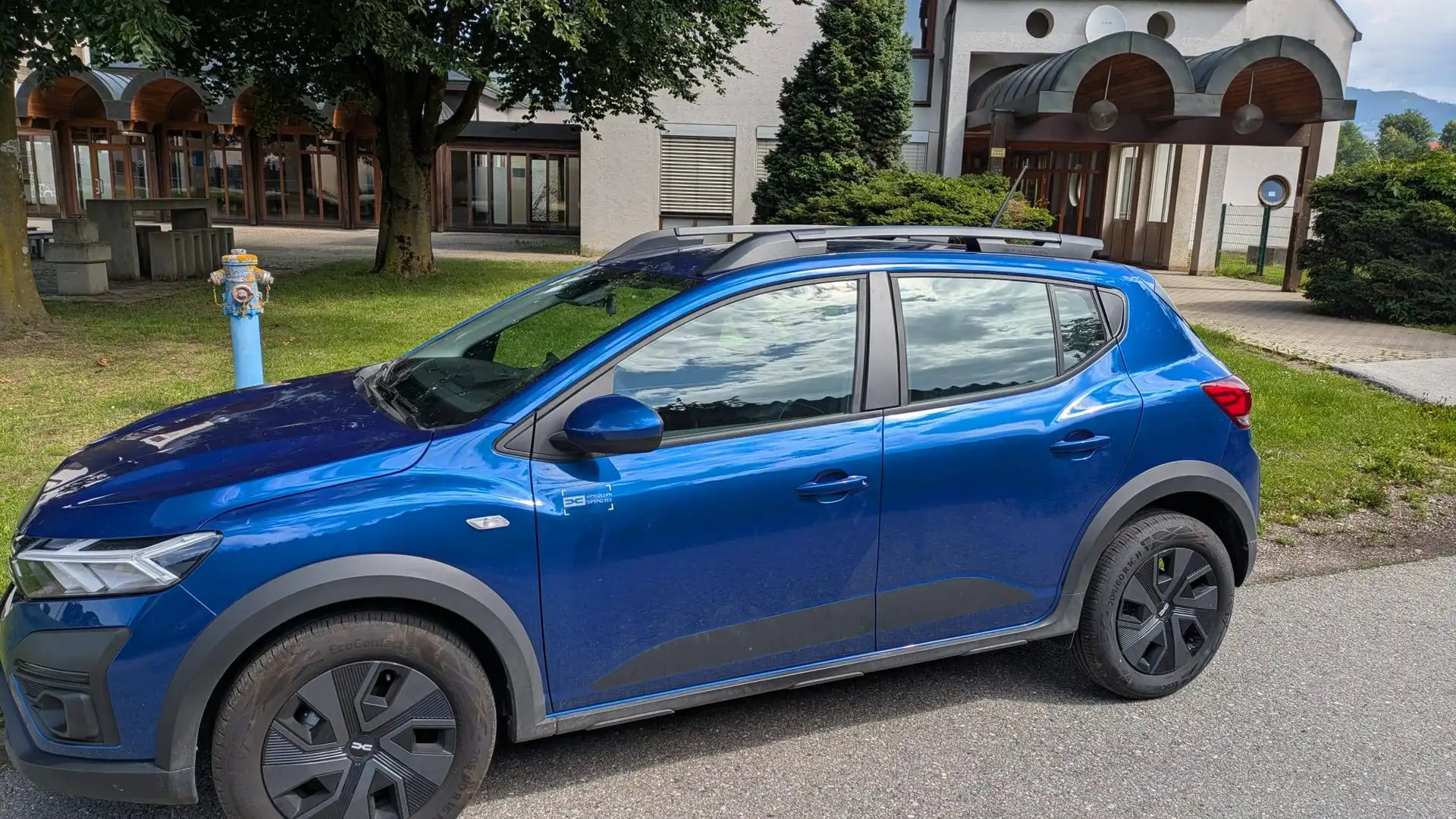 Dacia Sandero Stepway Blau - 2