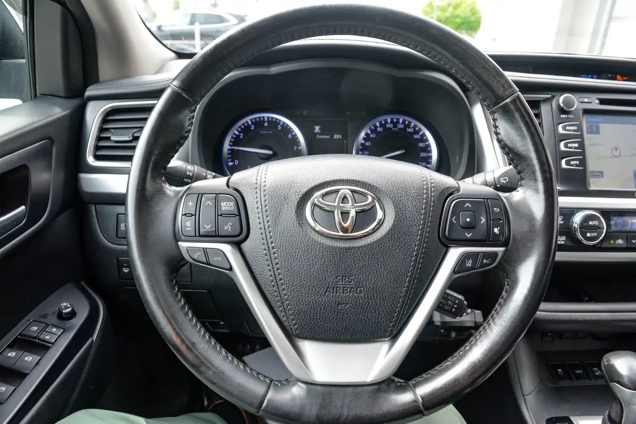 Toyota Highlander photo Toyota Highlander