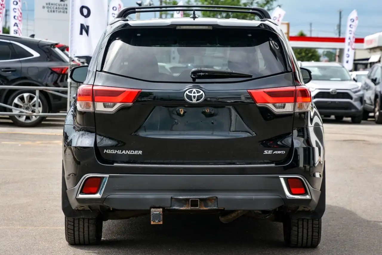 Toyota Highlander photo Toyota Highlander