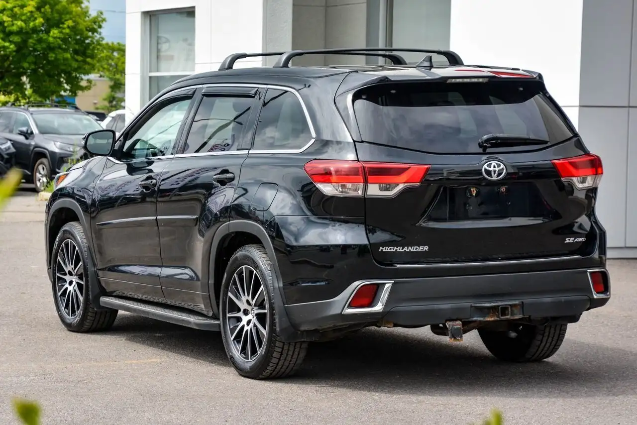 Toyota Highlander photo Toyota Highlander