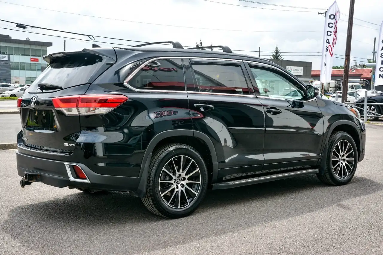 Toyota Highlander photo Toyota Highlander