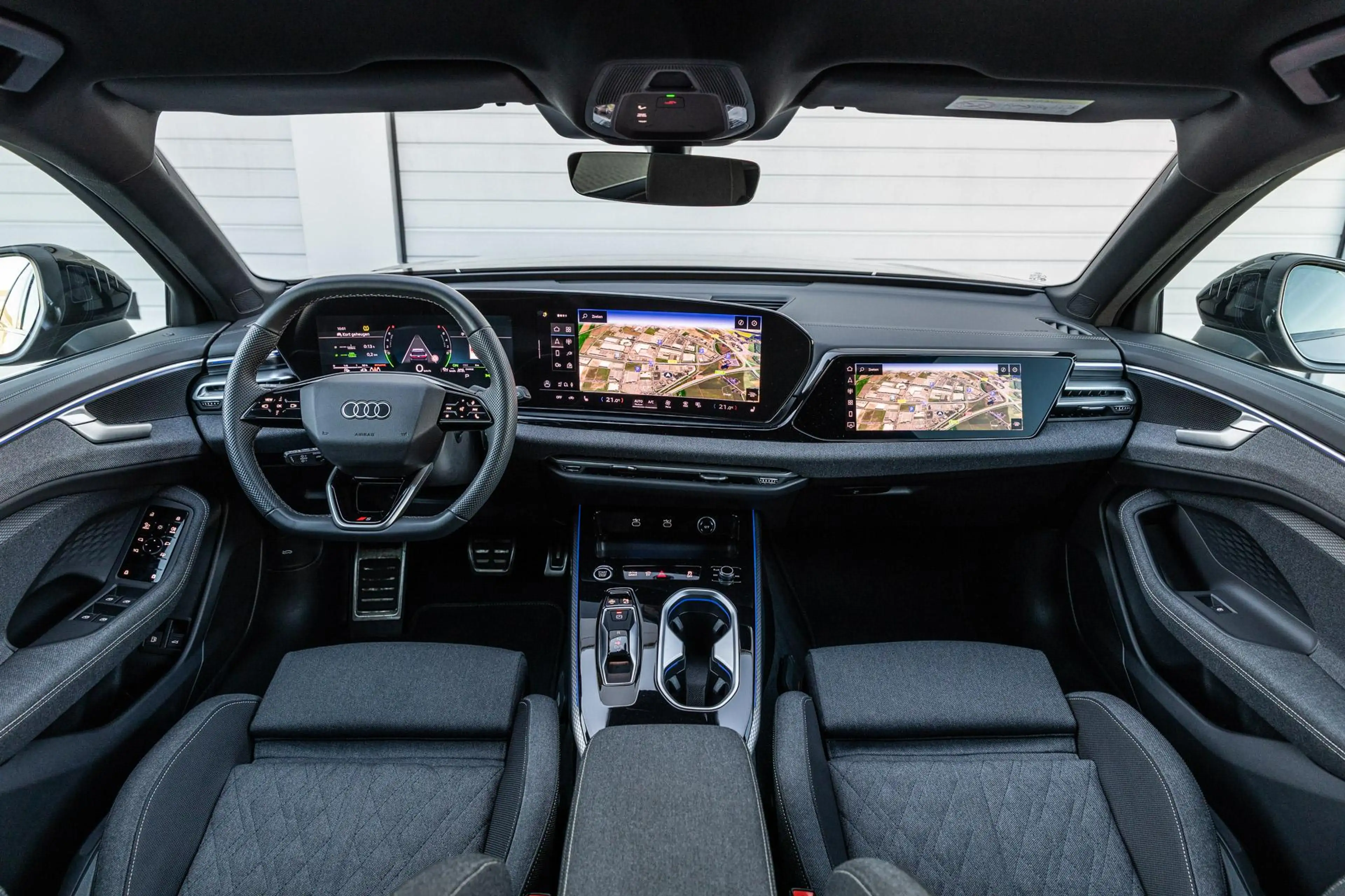 Audi A6 Avant 2.0 e-hybrid 299pk quattro S edition | Trekh — photo 4