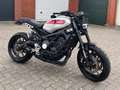 Yamaha XSR 900 Custom 2022 Argent - thumbnail 2