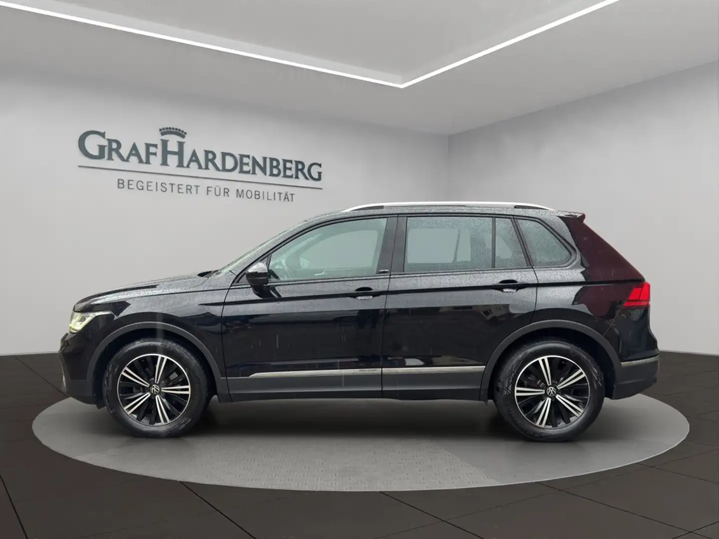 Volkswagen Tiguan United 1.5 TSI DSG Navi AHK MatrixLED Schwarz - 2