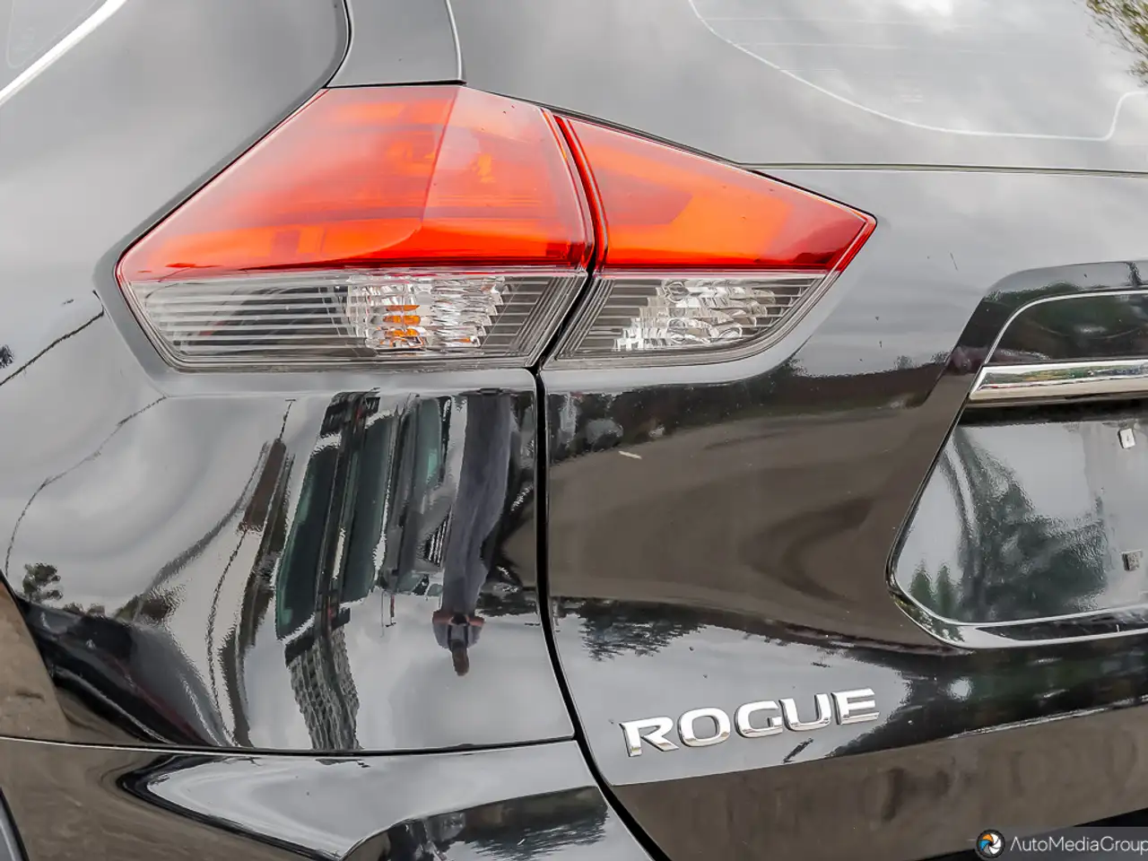 Nissan Rogue снимка Nissan Rogue