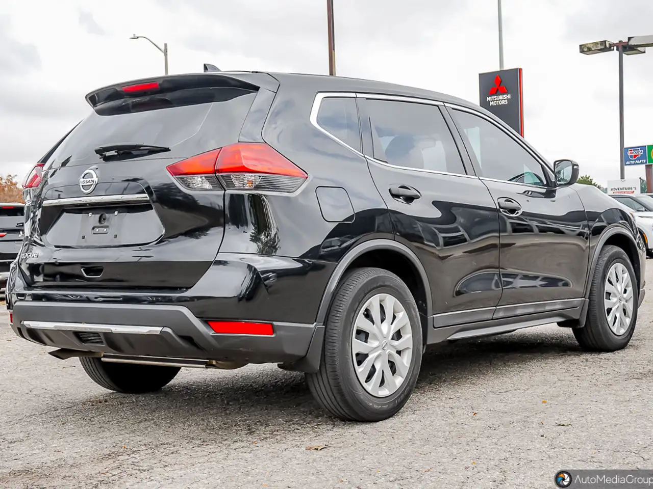 Nissan Rogue снимка Nissan Rogue