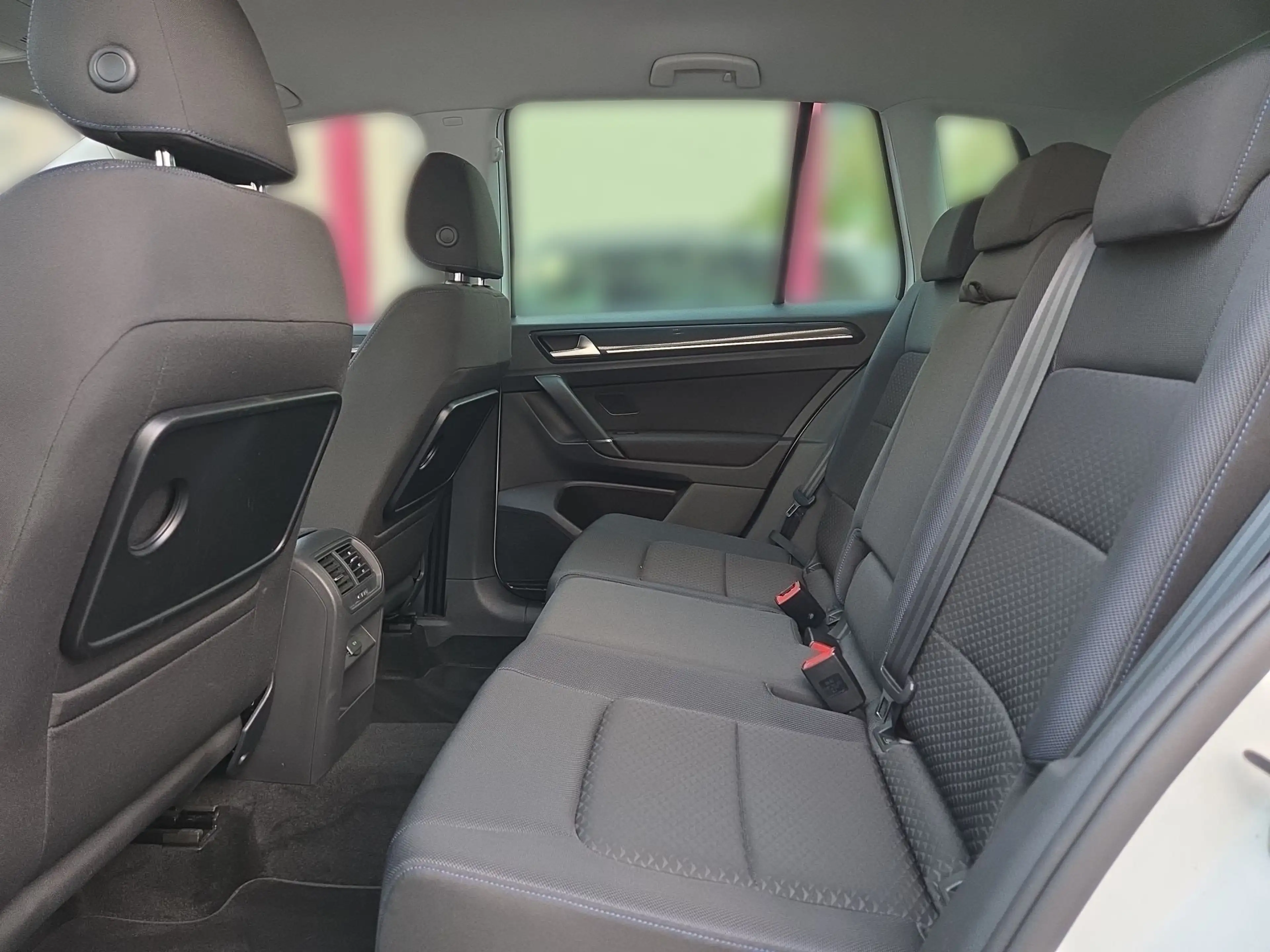 Volkswagen Golf Sportsvan UNITED 1.5TSI DSG ACC+KAMERA+LED+NAVI+SITZHZG! — photo 12