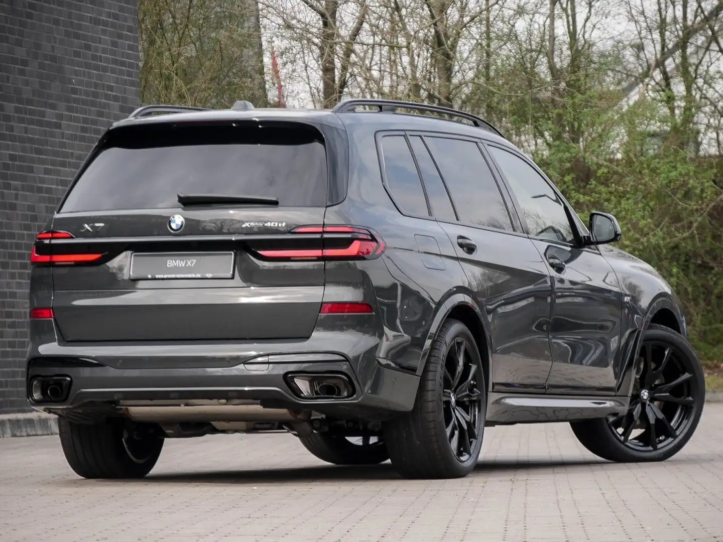 BMW X7 xDrive40d M Sport HUD PANO ACC AHK RFK NAVI siva - 2