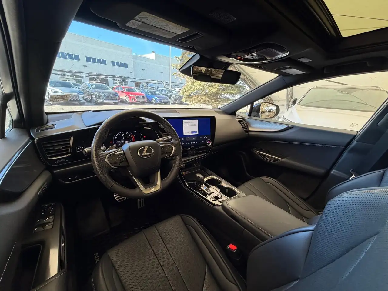 Lexus NX снимка Lexus NX