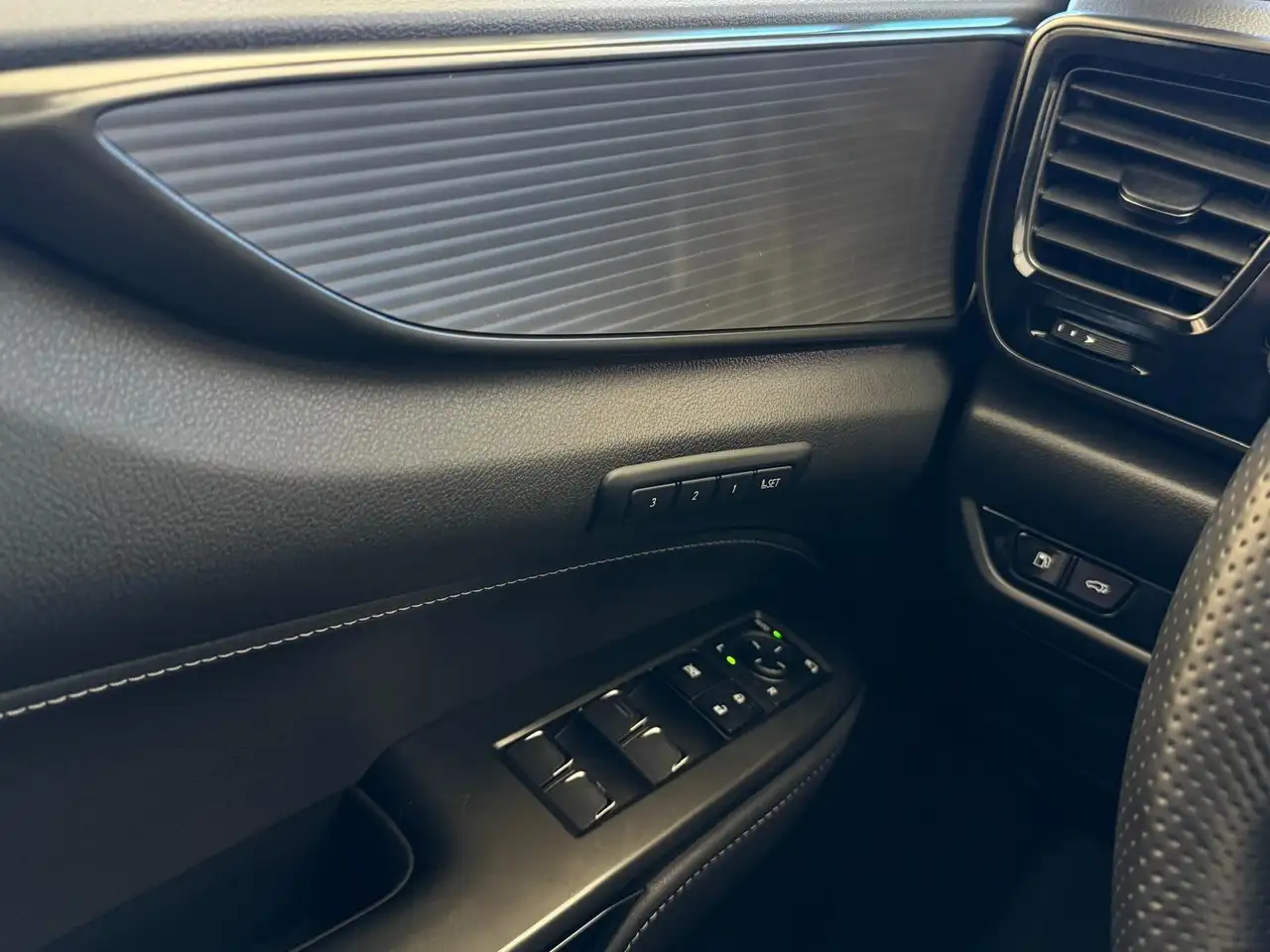 Lexus NX снимка Lexus NX