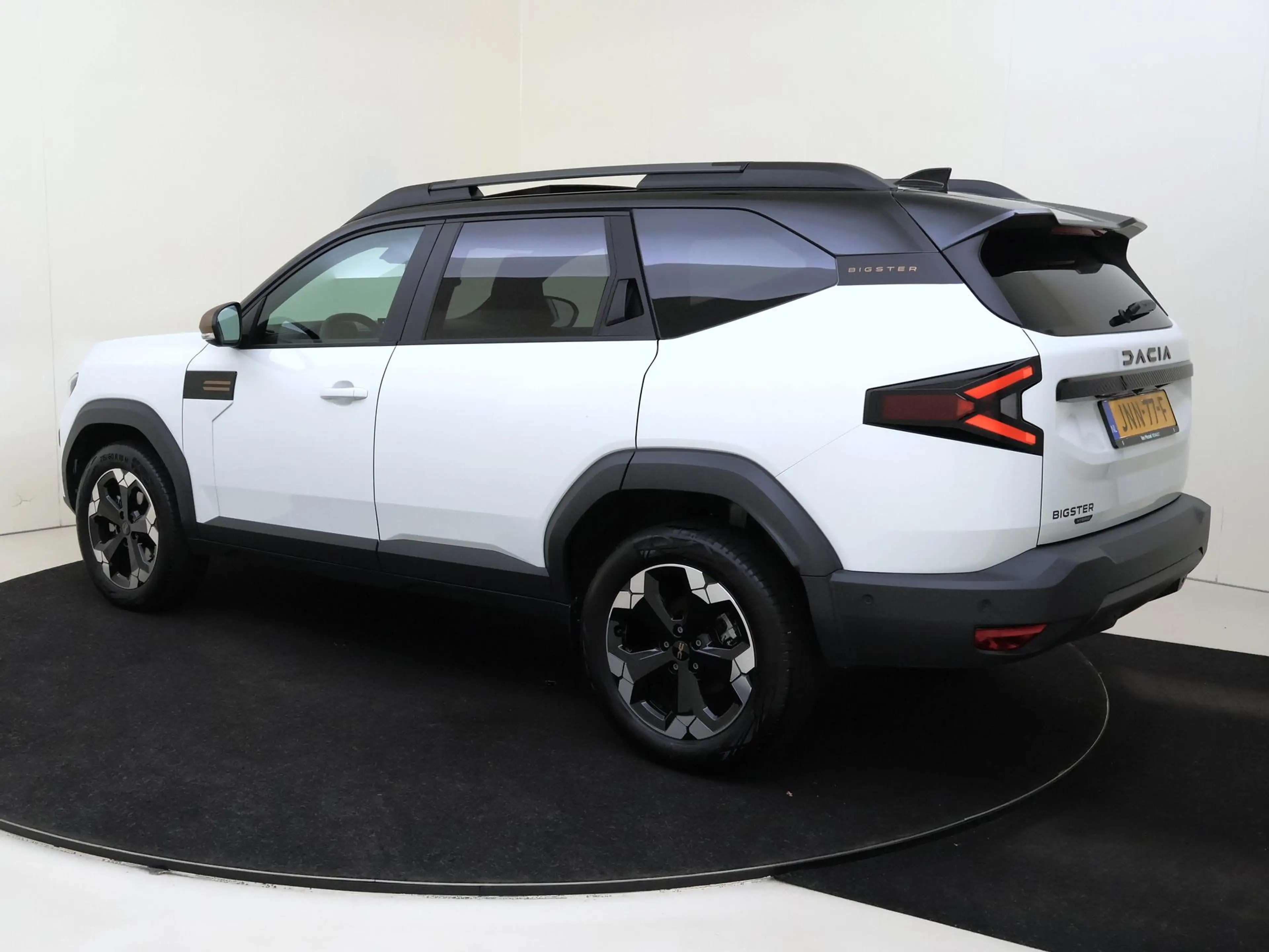 Dacia Bigster 1.8 Hybrid 155 Extreme BTW| AUTOMAAT| Navigatie | — photo 3