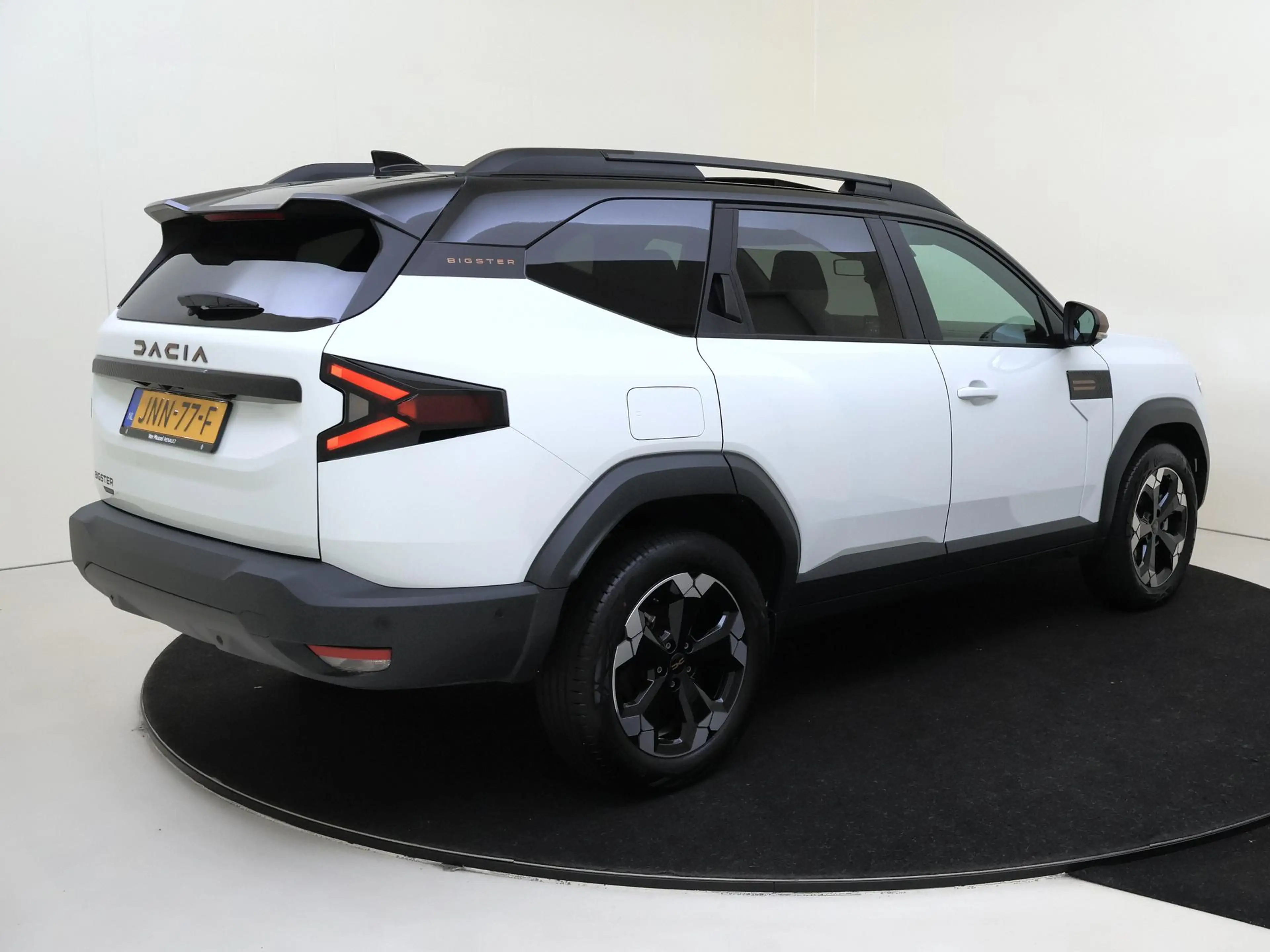 Dacia Bigster 1.8 Hybrid 155 Extreme BTW| AUTOMAAT| Navigatie | — photo 4