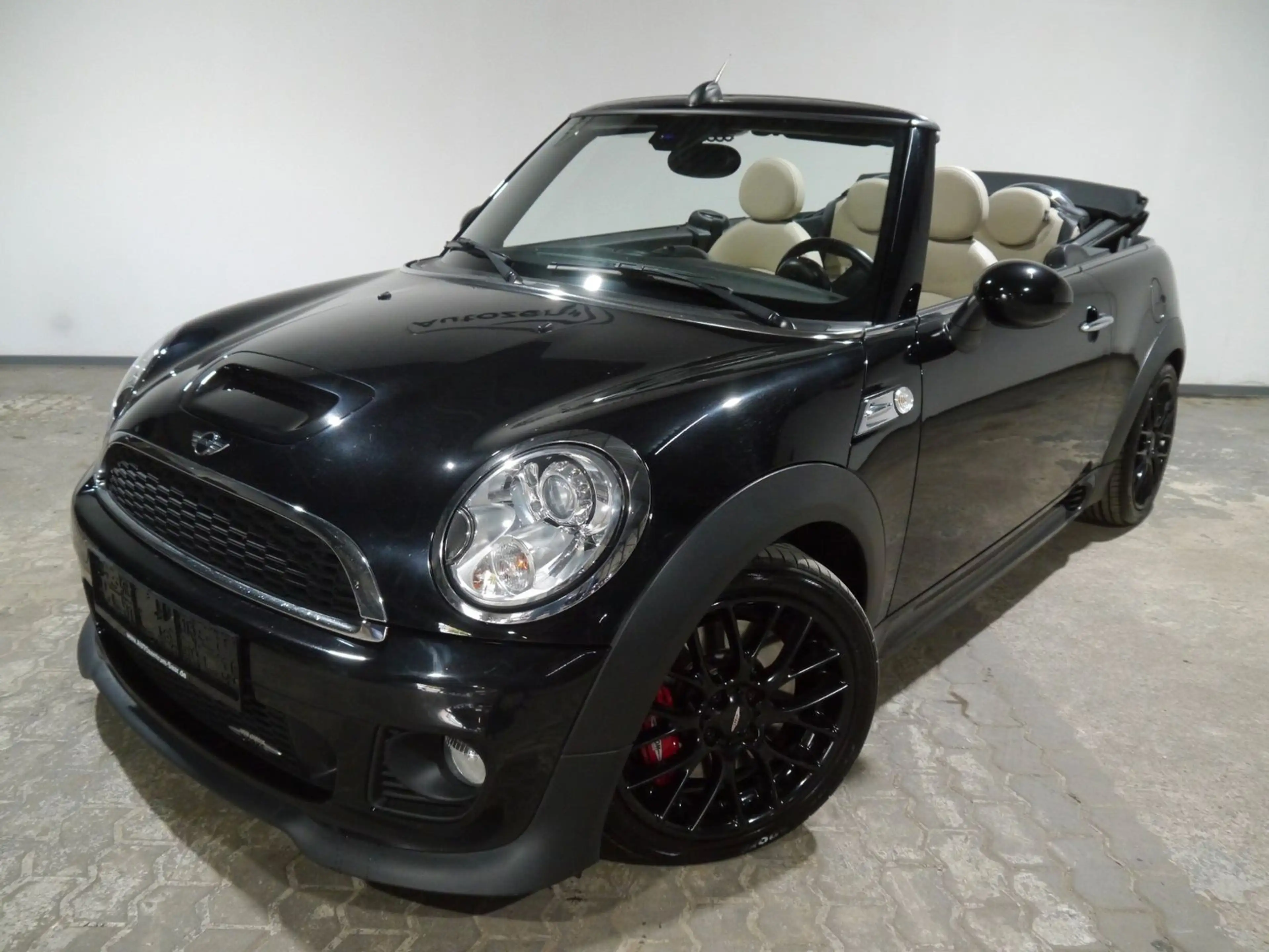 MINI John Cooper Works Cabrio Xenon Leder SH Tempomat — photo 2