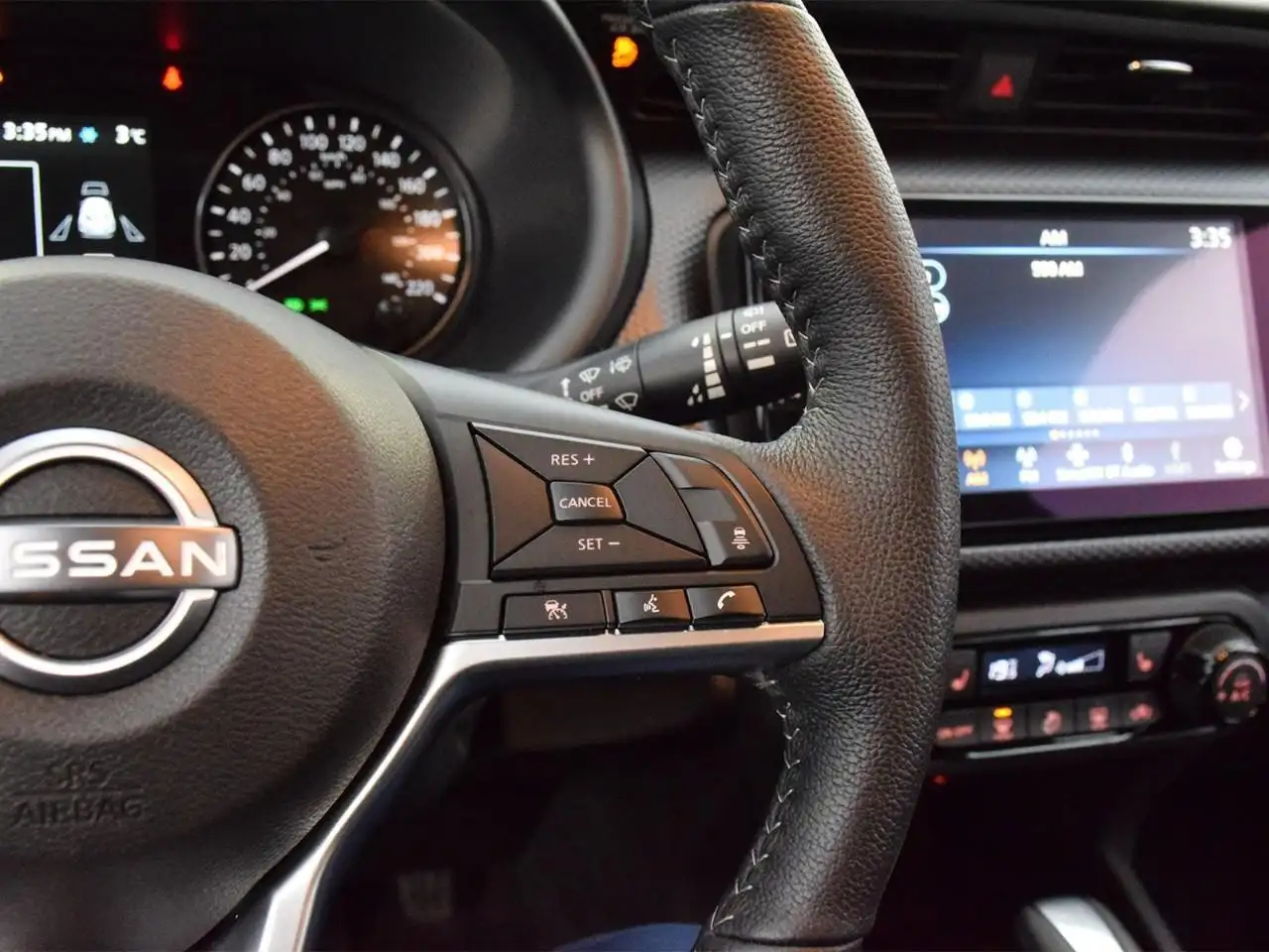 Nissan Kicks снимка Nissan Kicks