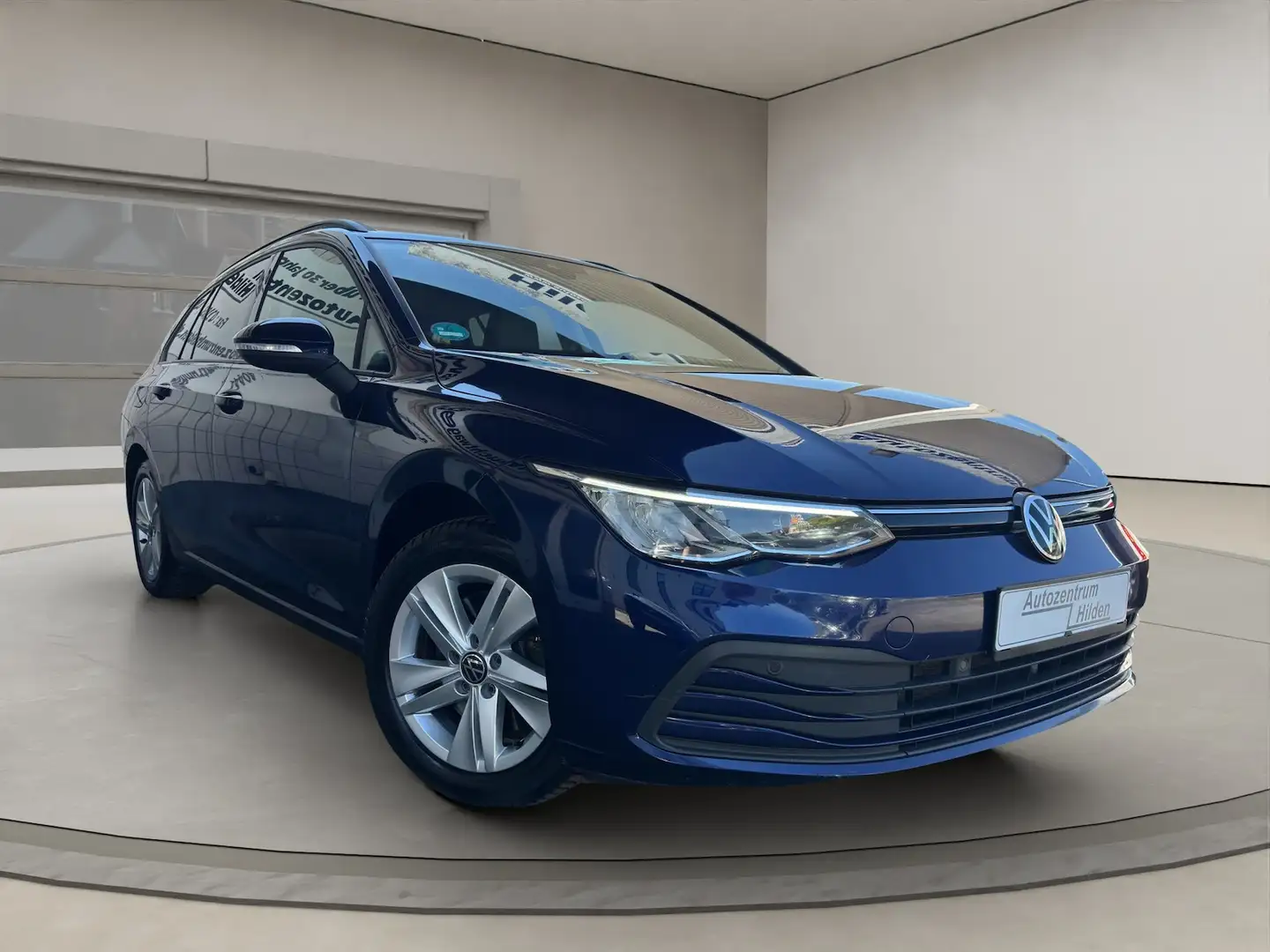 Volkswagen Golf VIII Variant Life 2,0 TDI LED DSG AHK Digit Blau - 1