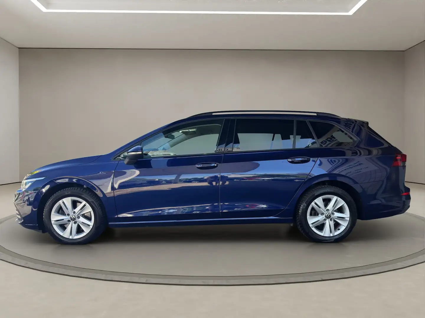 Volkswagen Golf VIII Variant Life 2,0 TDI LED DSG AHK Digit Blau - 2