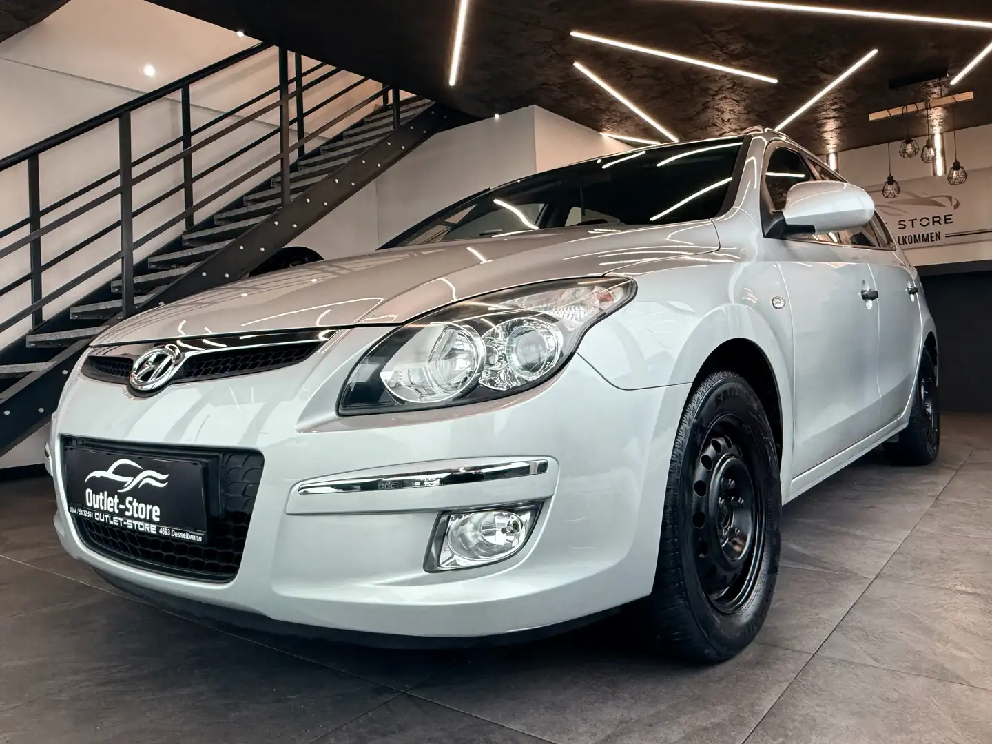 Hyundai i30 CW 1,4 CVVT ISG Europe Europe*Pickerl NEU 11/2026* Silber - 1