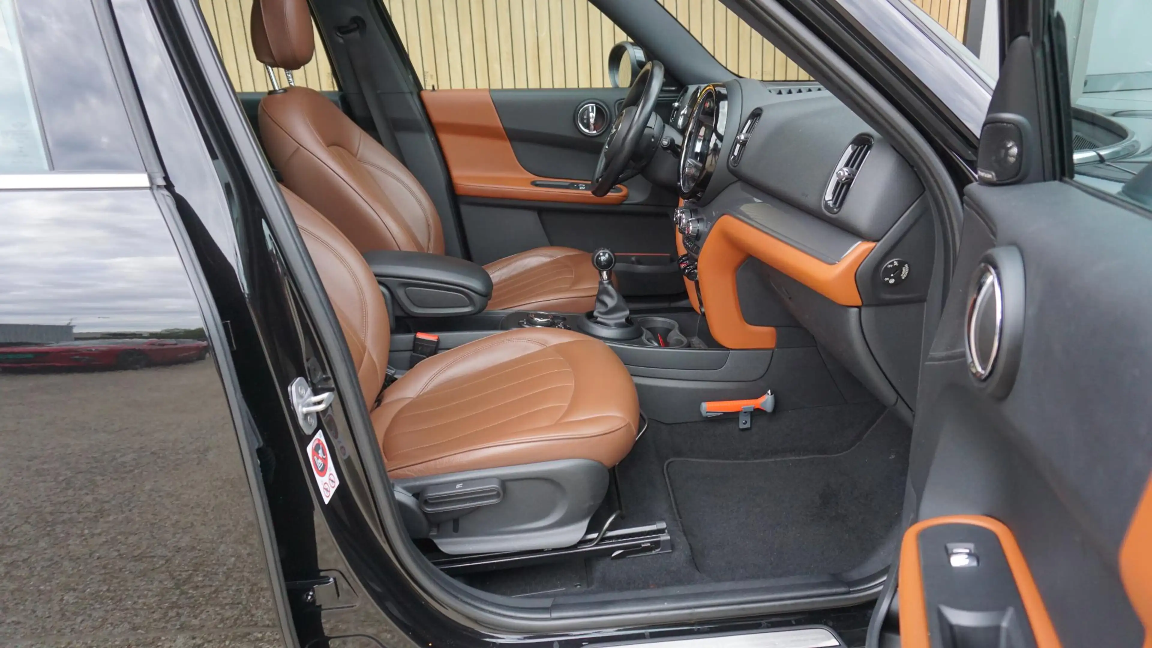 MINI Cooper Countryman 1.5 136pk *Black Optik* Pano.Dak Leder H&K 17inch — photo 10