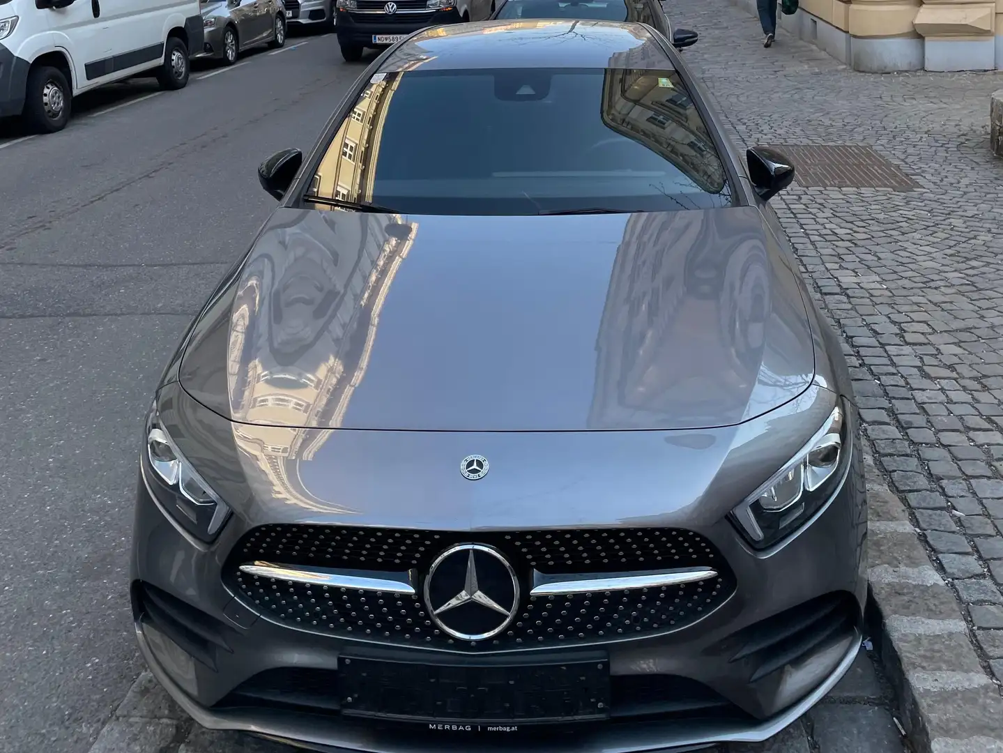 Mercedes-Benz A 180 A 180 d Aut. Grau - 2