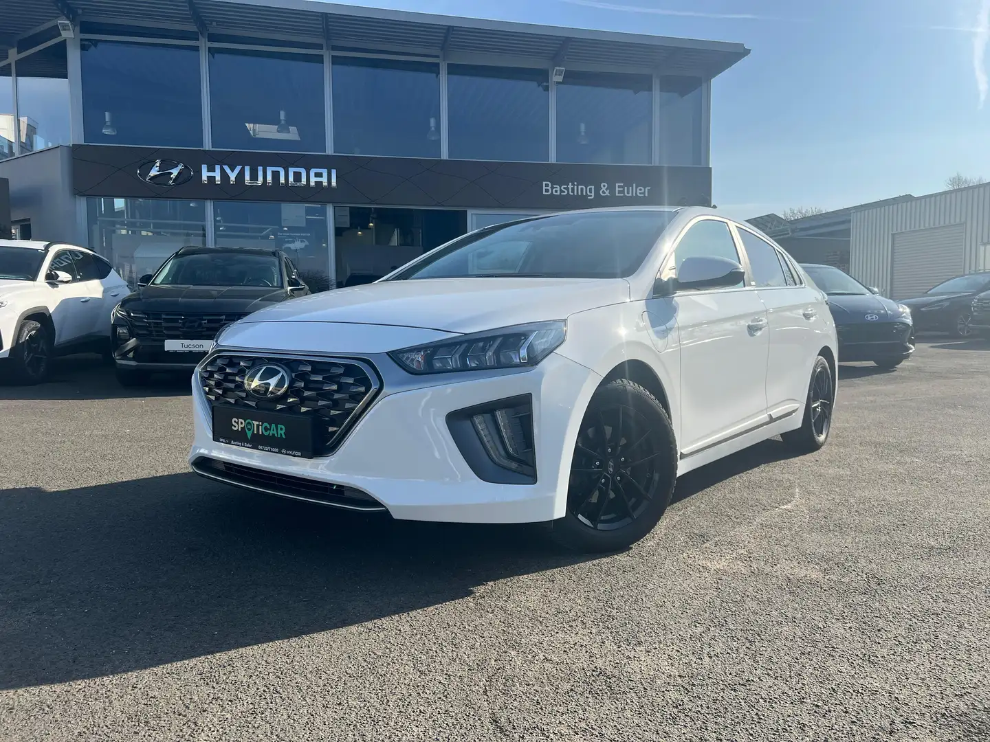 Hyundai IONIQ IONIQ Plug-in-Hybrid 1.6 GDI Style Weiß - 1
