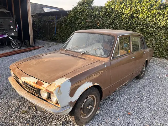 Triumph Dolomite HL
