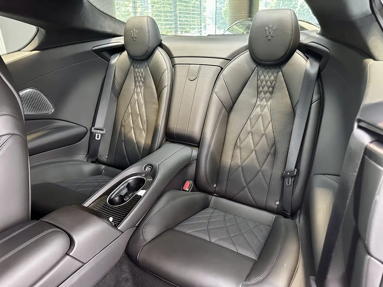 Maserati GranTurismo 2023 — фото 11
