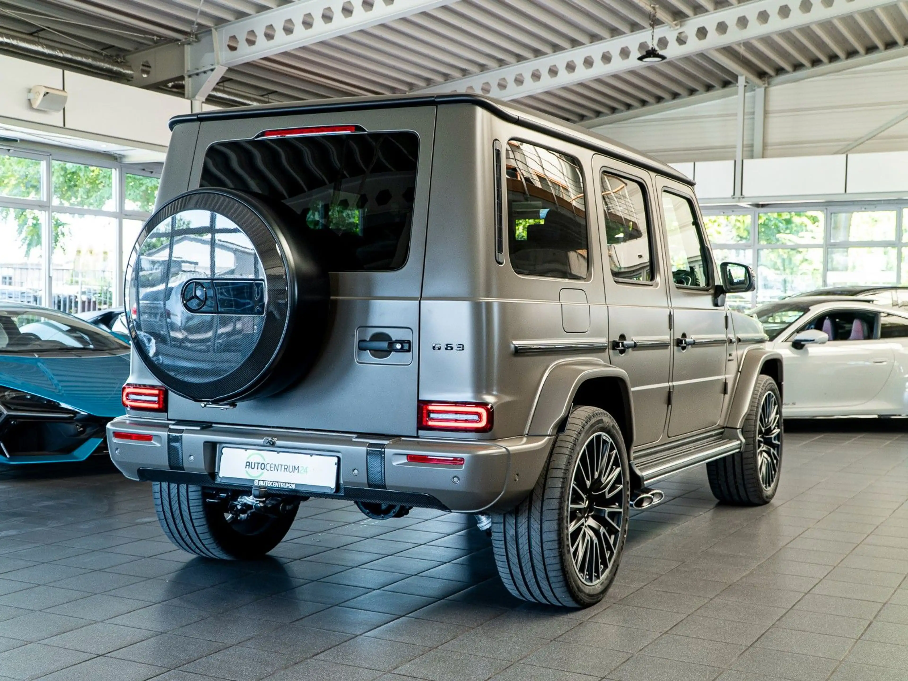 Mercedes-Benz G 63 AMG G63 AMG Manufaktur TV Carbon Burm AHK — photo 13