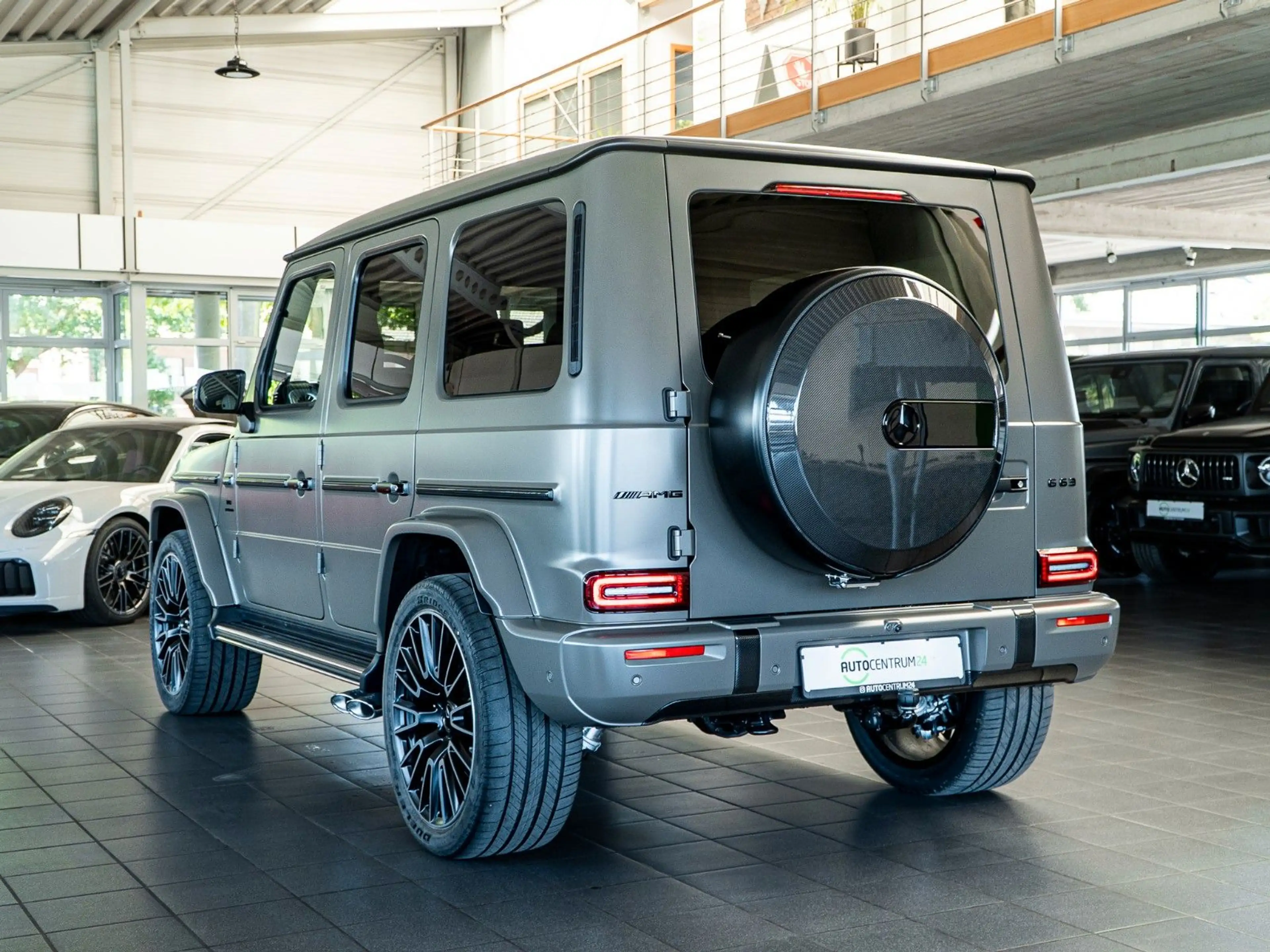 Mercedes-Benz G 63 AMG G63 AMG Manufaktur TV Carbon Burm AHK — photo 9