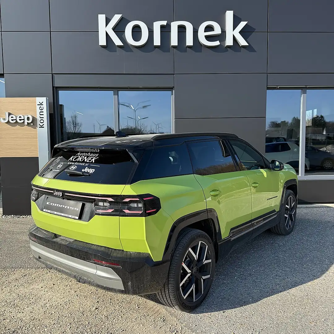Jeep Compass EV 74kWh First Edition inkl. aller möglicher Fi... Grün - 2