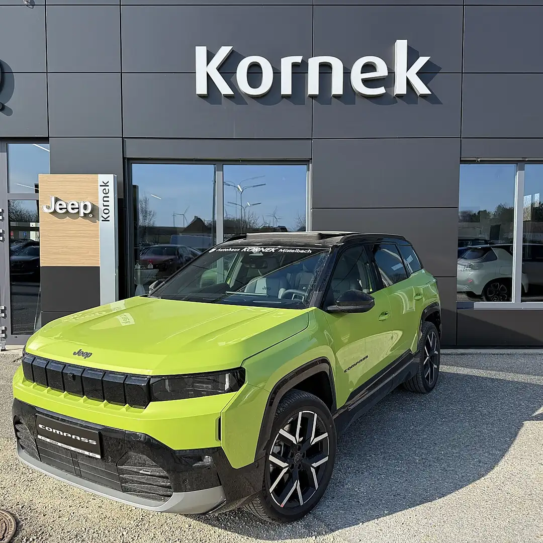 Jeep Compass EV 74kWh First Edition inkl. aller möglicher Fi... Grün - 1