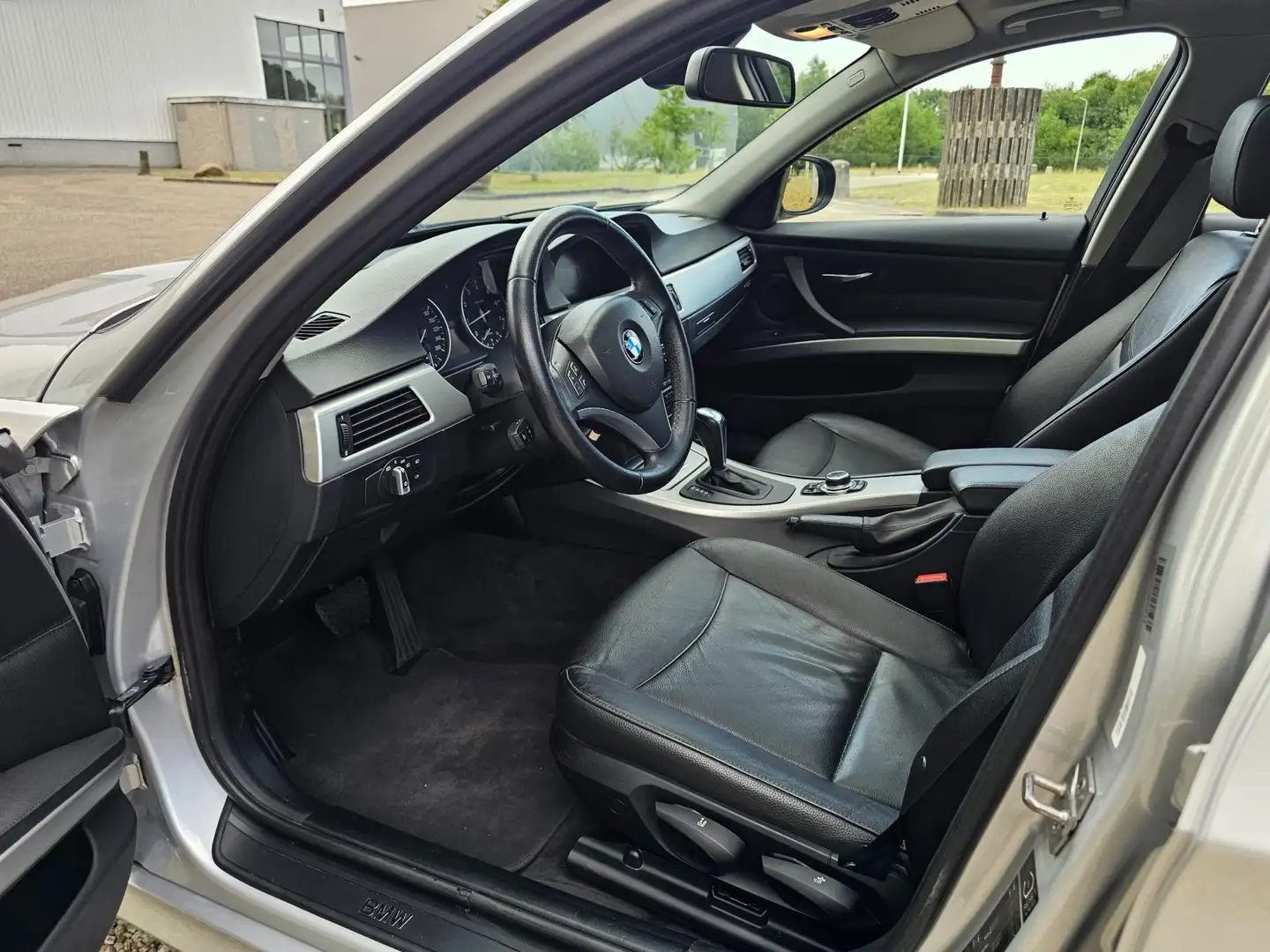 BMW 320 3-serie 320i High Executive AUTOMAAT/airco/CRUISE Сірий - 2