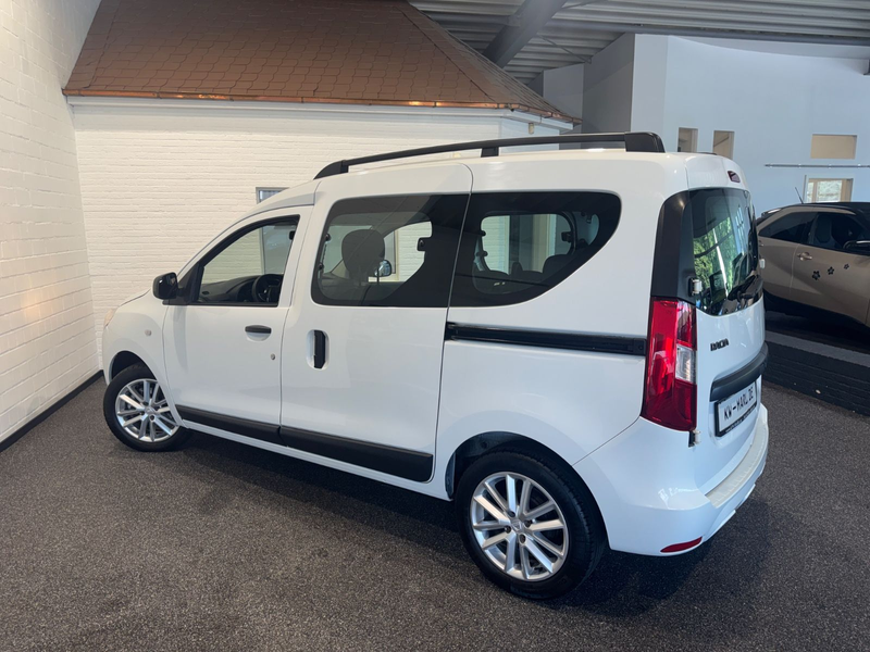 Dacia Dokker TCe 130 GPF Comfort NAVI KLIMA CARPLAY — photo 7