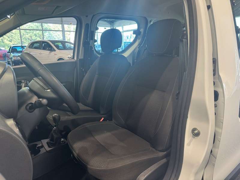 Dacia Dokker TCe 130 GPF Comfort NAVI KLIMA CARPLAY — photo 12