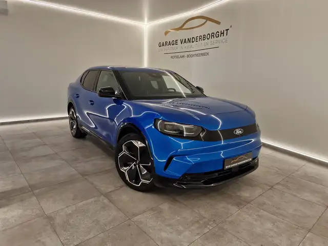 Ford Capri EXTENDED RANGE RWD  SLECHTS 22000KM!!!