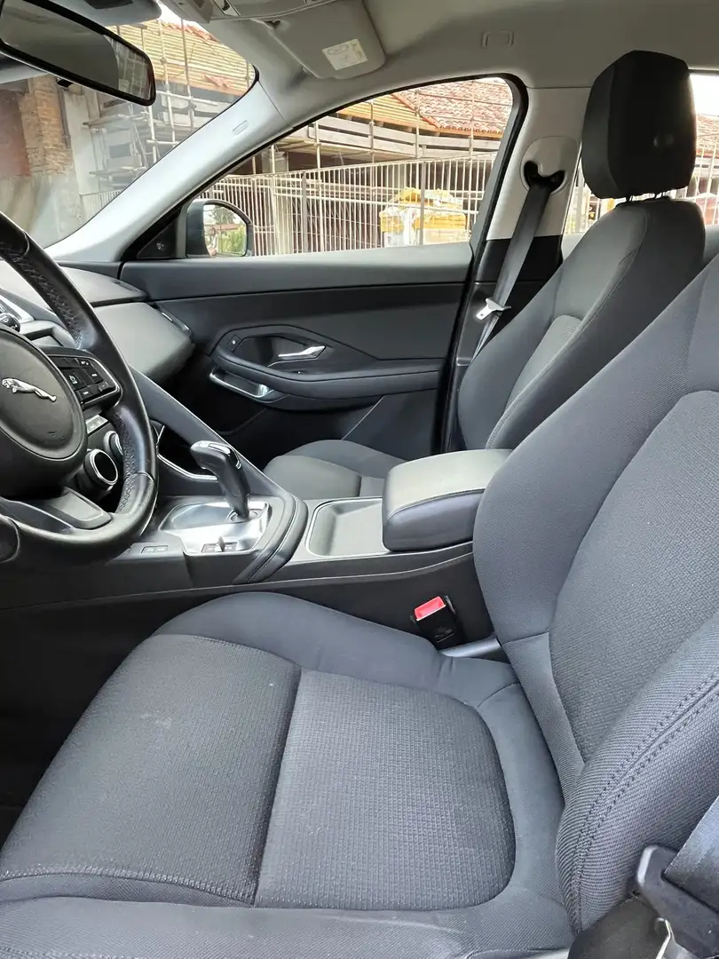 Jaguar E-Pace E-Pace 2017 2.0d i4 awd 150cv auto my19 Bianco - 2