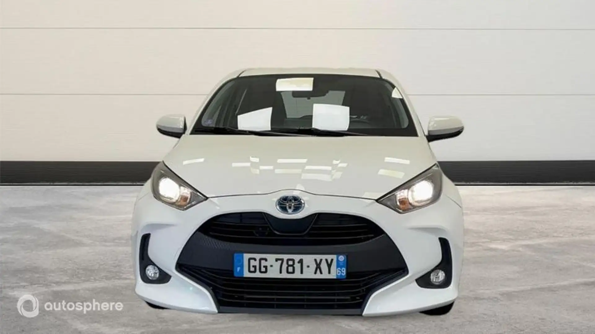 Toyota Yaris 116h Dynamic 5p MY21 - 2