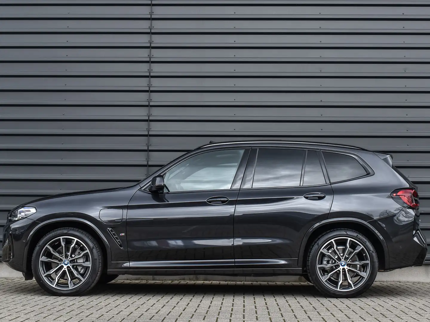 BMW X3 xDrive30e | M-SPORT | COMFORT ACCESS | PANORAMADAK Grey - 2