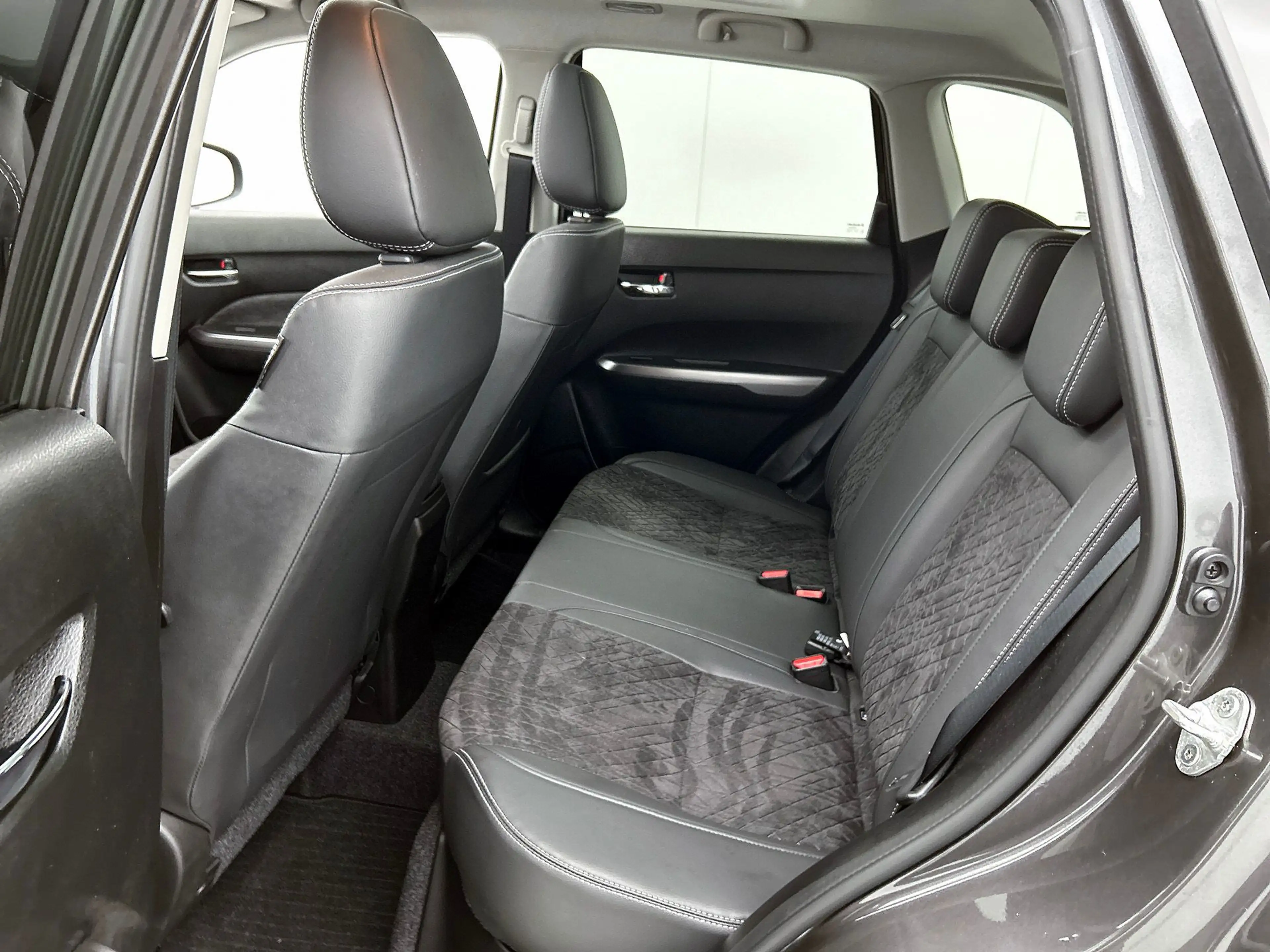 Suzuki Vitara 1.4 Boosterjet Style Smart Hybrid | Adaptive Cruis — photo 33