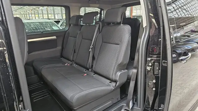 Opel Zafira view 14