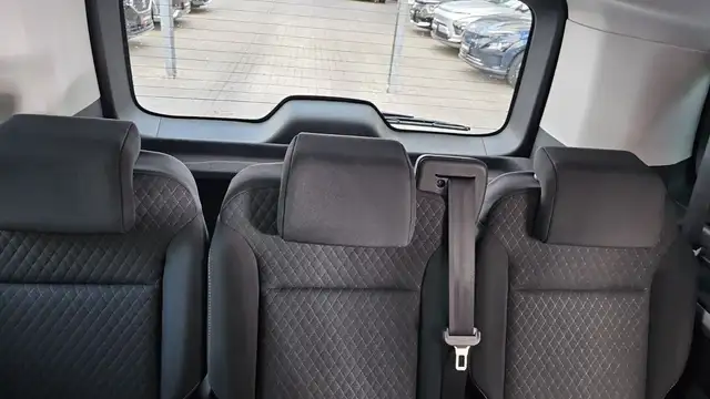 Opel Zafira view 15
