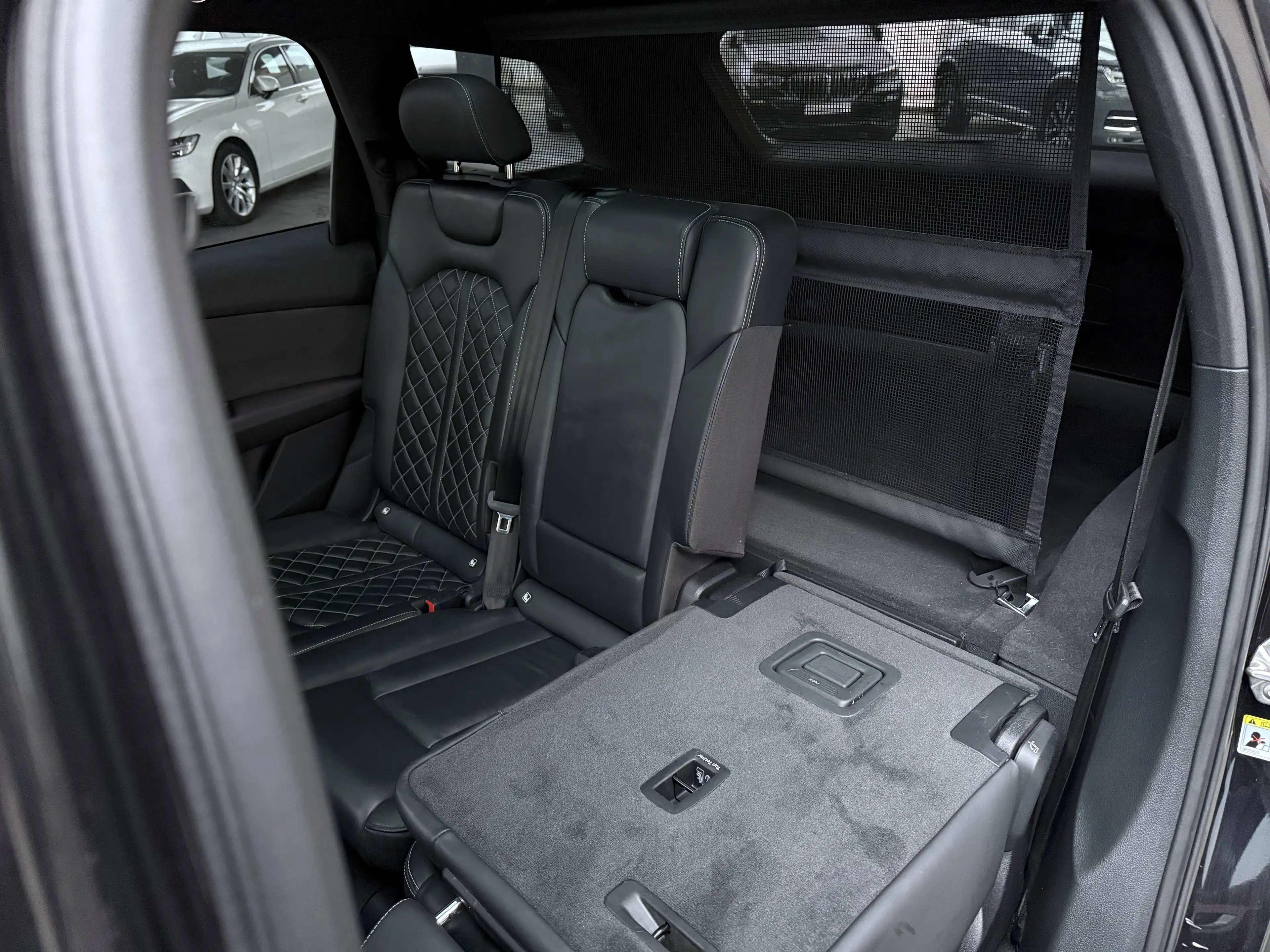 Audi SQ7 4.0 TDI quattro Pano Matrix Standheiz. Night "21 — photo 14