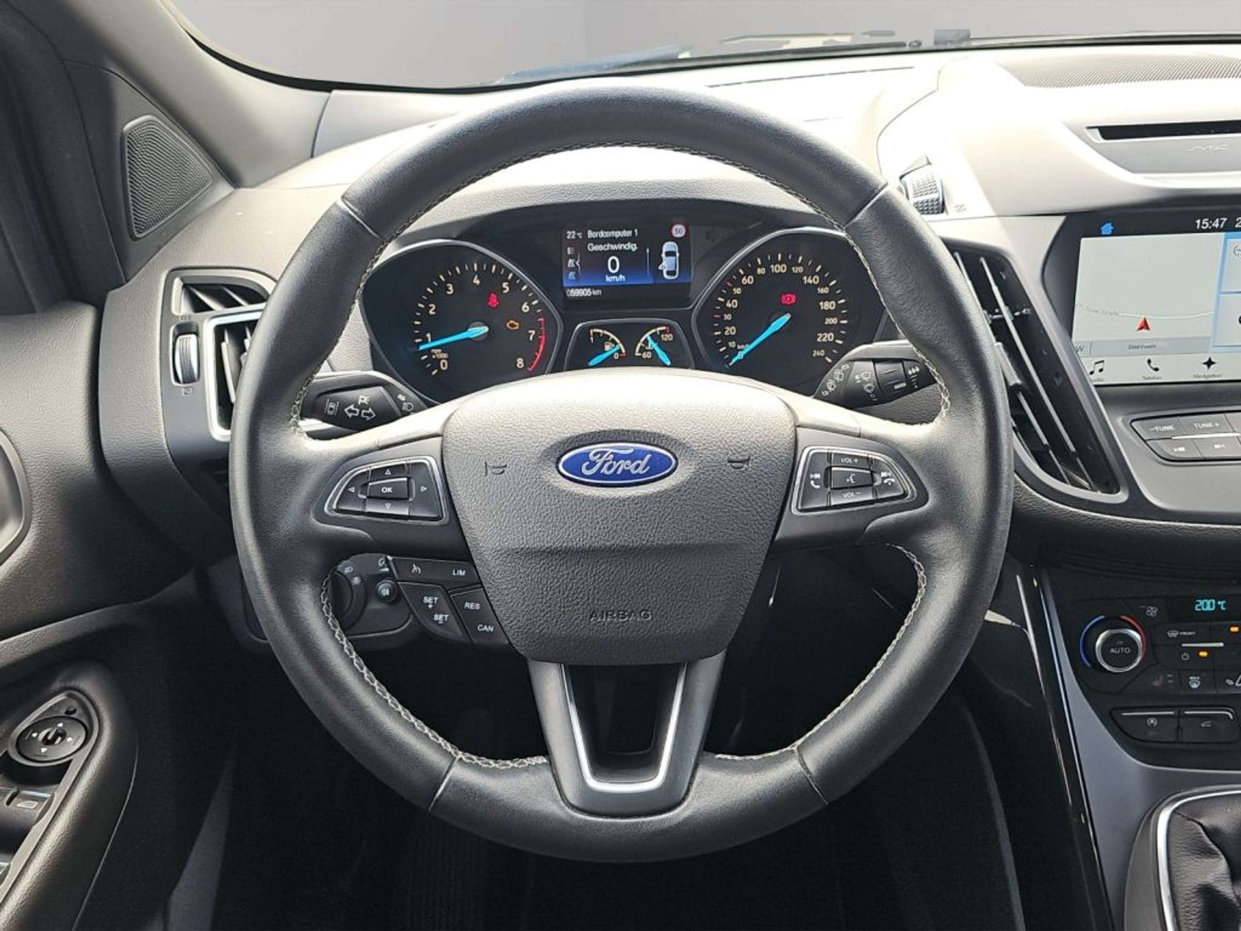 Fahrzeugabbildung Ford Kuga 1.5 EcoBoost ST-Line *NAVI*19-LM*AHK-KEY-FREE* - mit KI generiert/bearbeitet